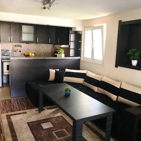Pavlovi Apartments Samokov Ngoại thất bức ảnh
