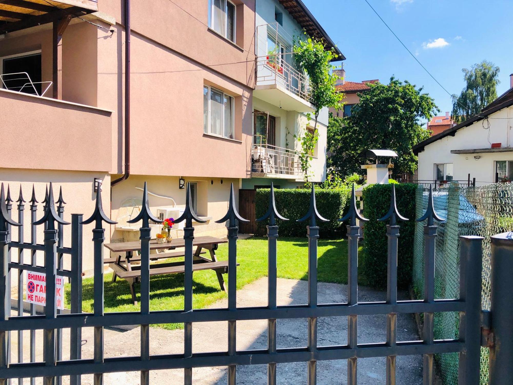 Pavlovi Apartments Samokov Ngoại thất bức ảnh